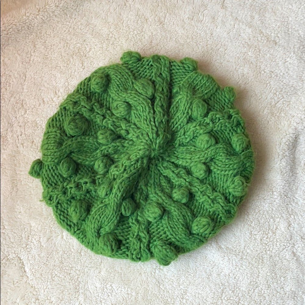 Green Raised Knit Slouchy Hat